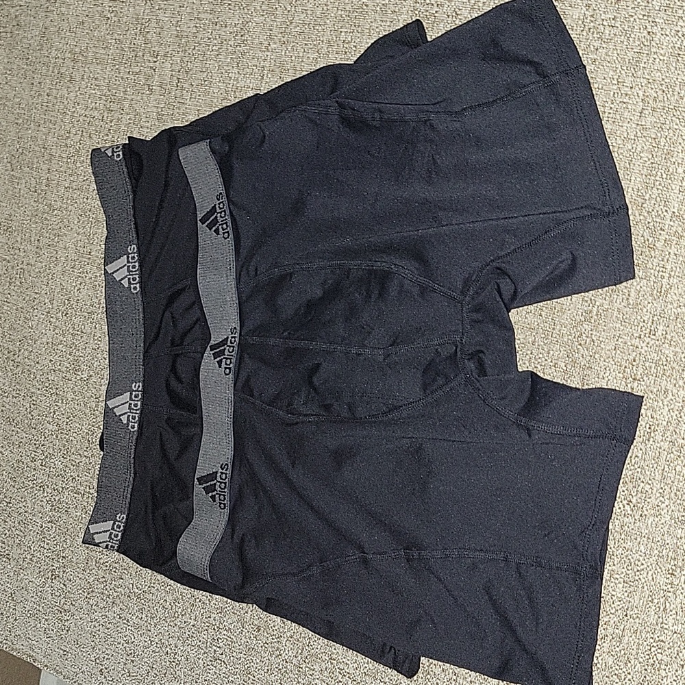 ADIDAS, MENS BRIEFS SZ L 36-38 GREAT CONDITION